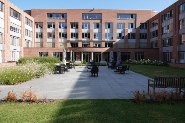 Paloke - terrasse rez de chaussée -maison de repos - Bruxelles