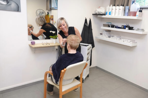 Domaine des Lys - Salon de coiffure - Maison de repos Résidences services Vottem