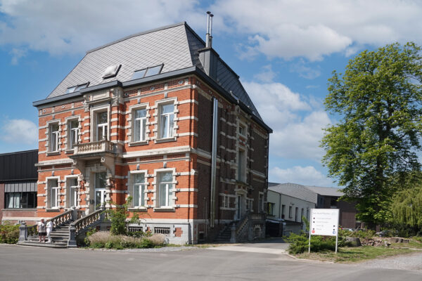 Les Jours Heureux - Façade maison de repos - Charleroi